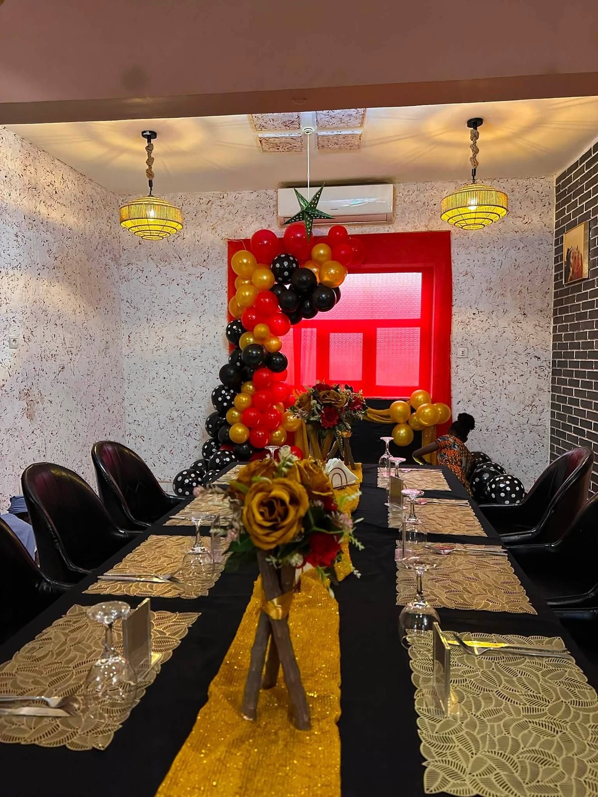 Salle privée — anniversaire